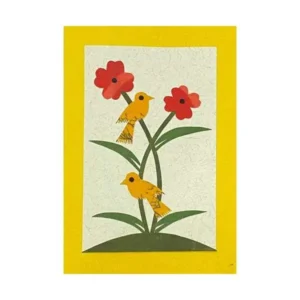 Carte «Oiseaux sur fleurs» en papier et en paille est faite main et est issue du commerce équitable.