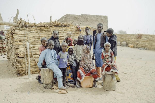 Kinder und Jugendliche im Lepra-Dorf in Danja